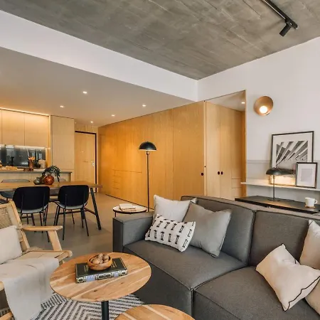 Peniche - 2 Bedrooms And Terrace In Santo Antonio Lägenhet