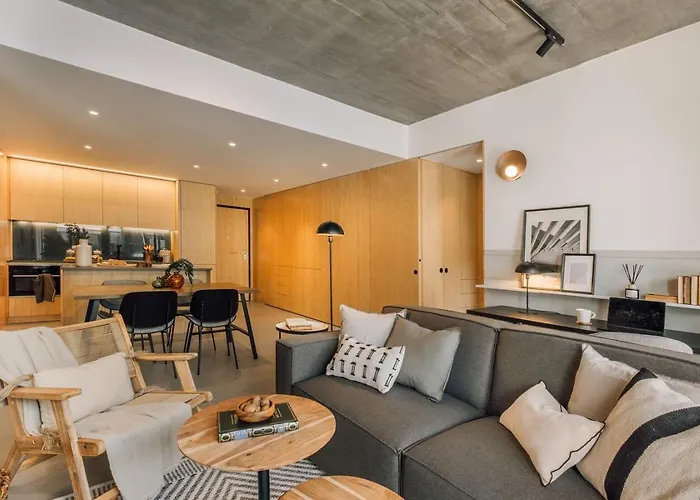 Peniche - 2 Bedrooms And Terrace In Santo Antonio Apartmán