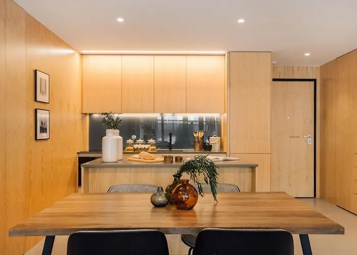 Peniche - 2 Bedrooms And Terrace In Santo Antonio * Lisboa